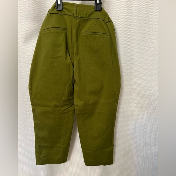 Ann Taylor Petite Olive Green Crop Pant 6P - Picture 5 of 6